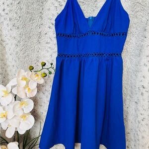 Elegant Blue Sleeveless Dress